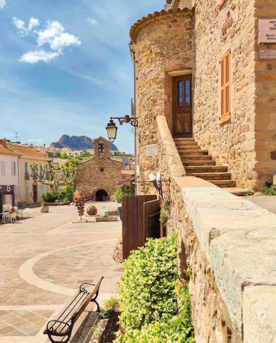 Villa Alisa Avec Piscine Privee Рокбрюн-сюр-Аржан Екстер'єр фото